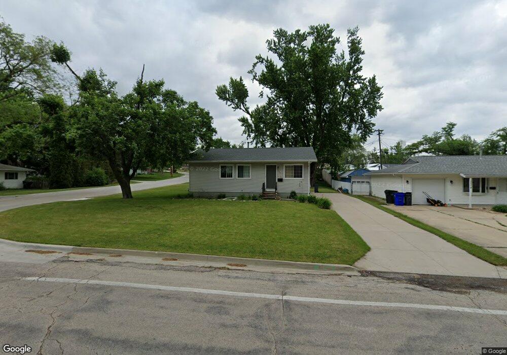 263 Jacolyn Dr NW, Cedar Rapids, IA 52405 - photo 1