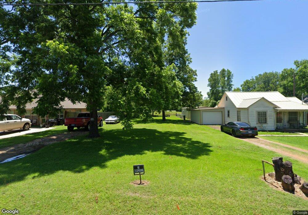 2428 W Walker St, Denison, TX 75020 - photo 1