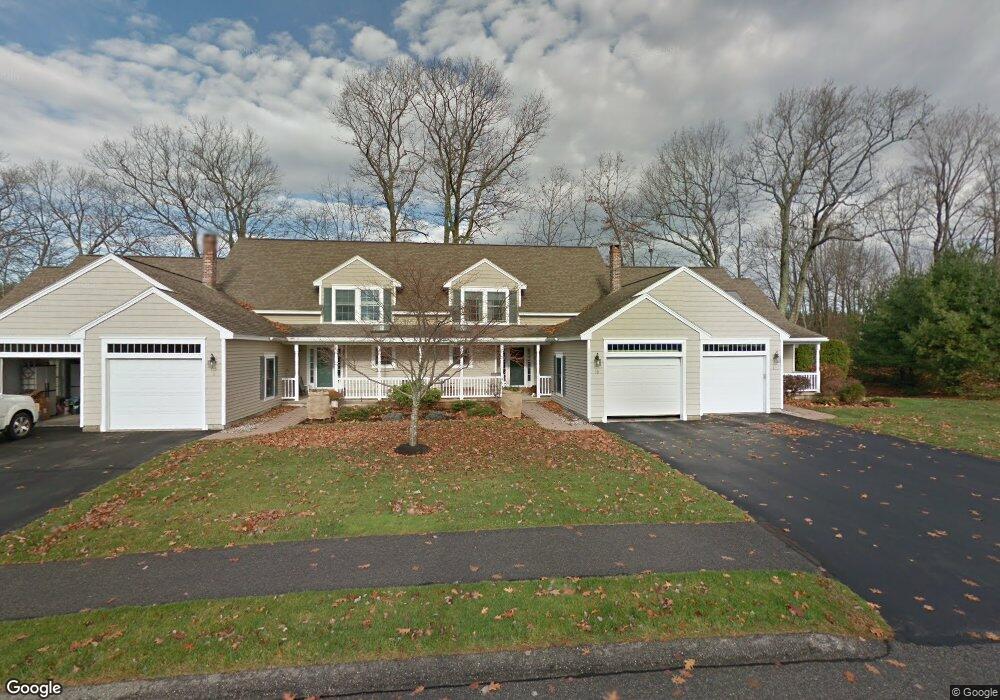 10 Ridgefield Dr, Gorham, ME 04038 - photo 1