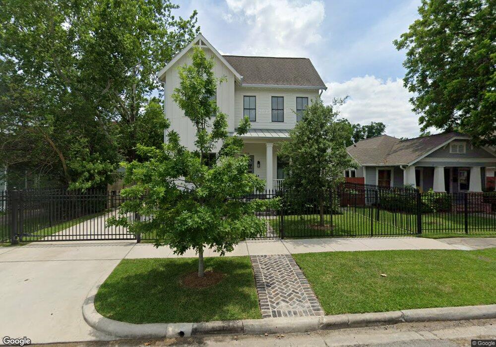 718 E 12th St, Houston, TX 77008 - photo 1