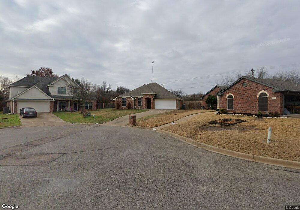 209 Waverly Ct, Weatherford, TX 76085 - photo 1