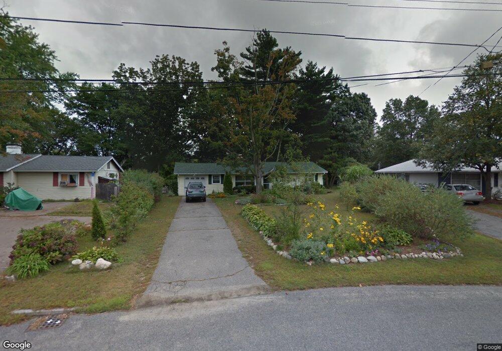 13 Fenway Dr, Framingham, MA 01701 - photo 1