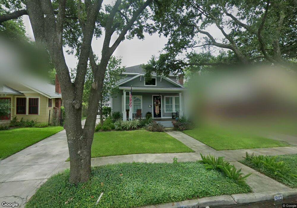 910 Redan St, Houston, TX 77009 - photo 1