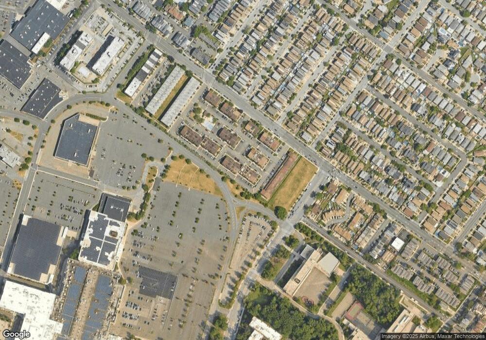 26 Daffodil Ln unit 63, Staten Island, NY 10314 - photo 1