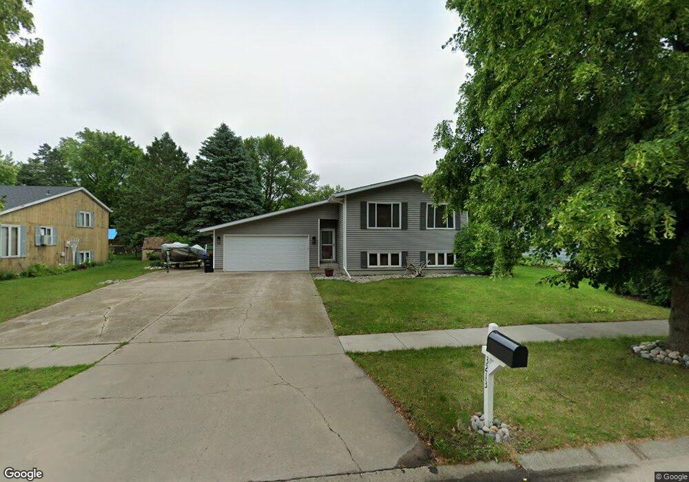 3213 Maple St N, Fargo, ND 58102 - photo 1