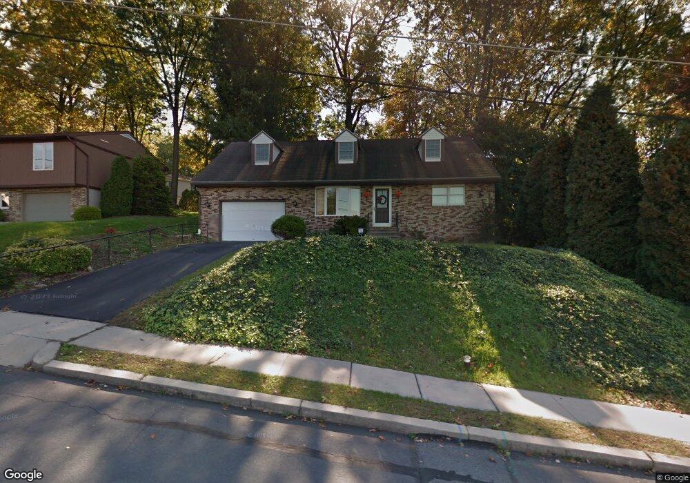 2102 Duke St, Reading, PA 19605 - photo 1