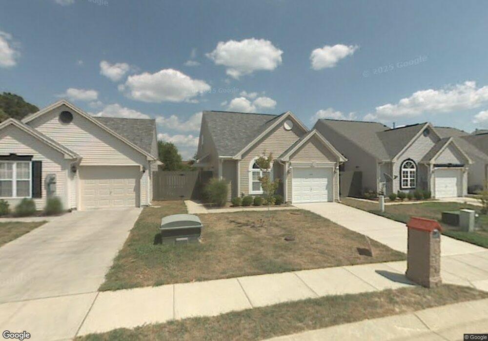 5759 Riverwalk Cir, Newburgh, IN 47630 - photo 1