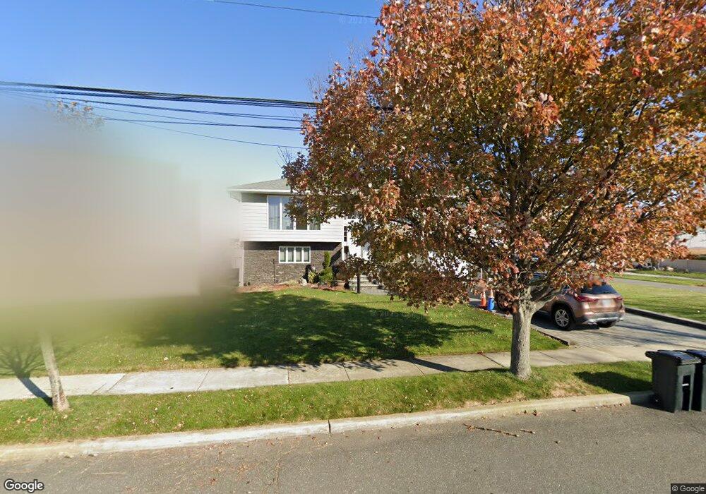 209 Trafalgar Blvd, Island Park, NY 11558 - photo 1