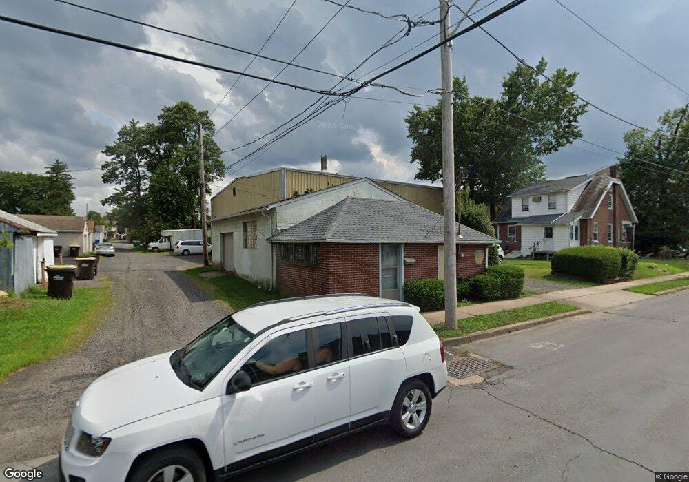 743 W 2nd St, Lansdale, PA 19446 - photo 1