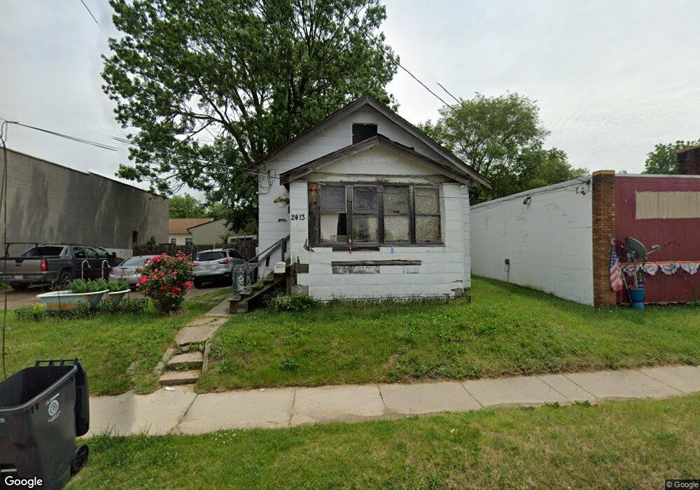 2413 Fenton Rd, Flint, MI 48507 - photo 1