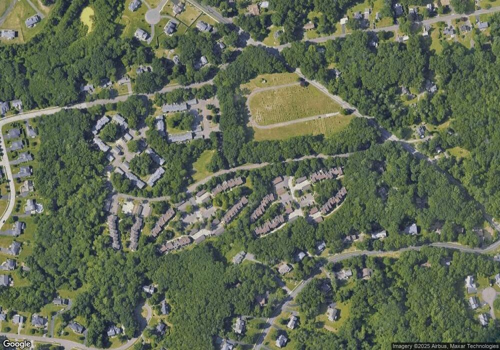 92 Conestoga Way unit 92, Glastonbury, CT 06033 - photo 1