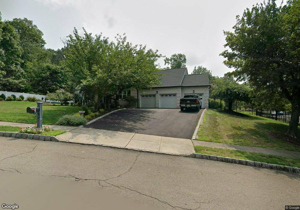 1 Cobble Stone Ct, Wayne, NJ 07470 - photo 1