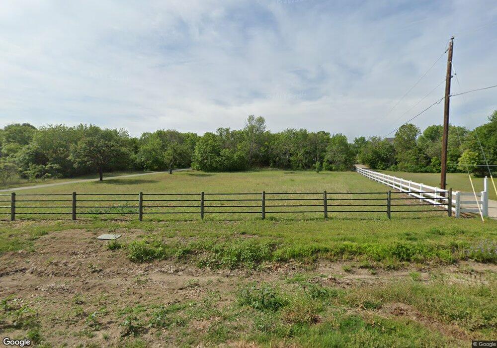 1708 Adams Ln, Azle, TX 76020 - photo 1