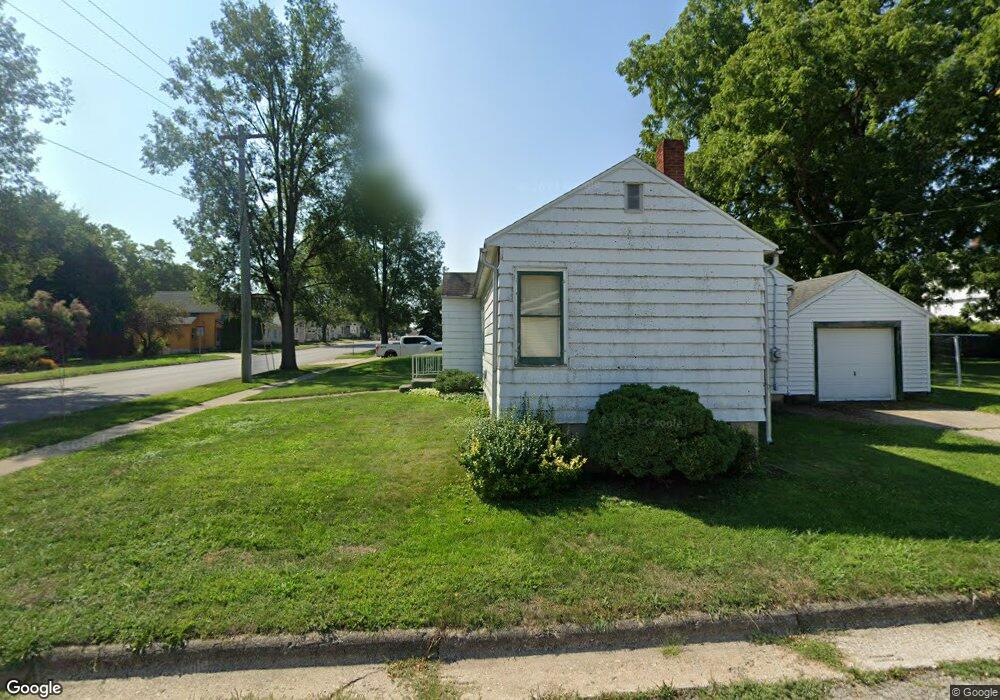 117 N Madison St, Evansville, WI 53536 - photo 1