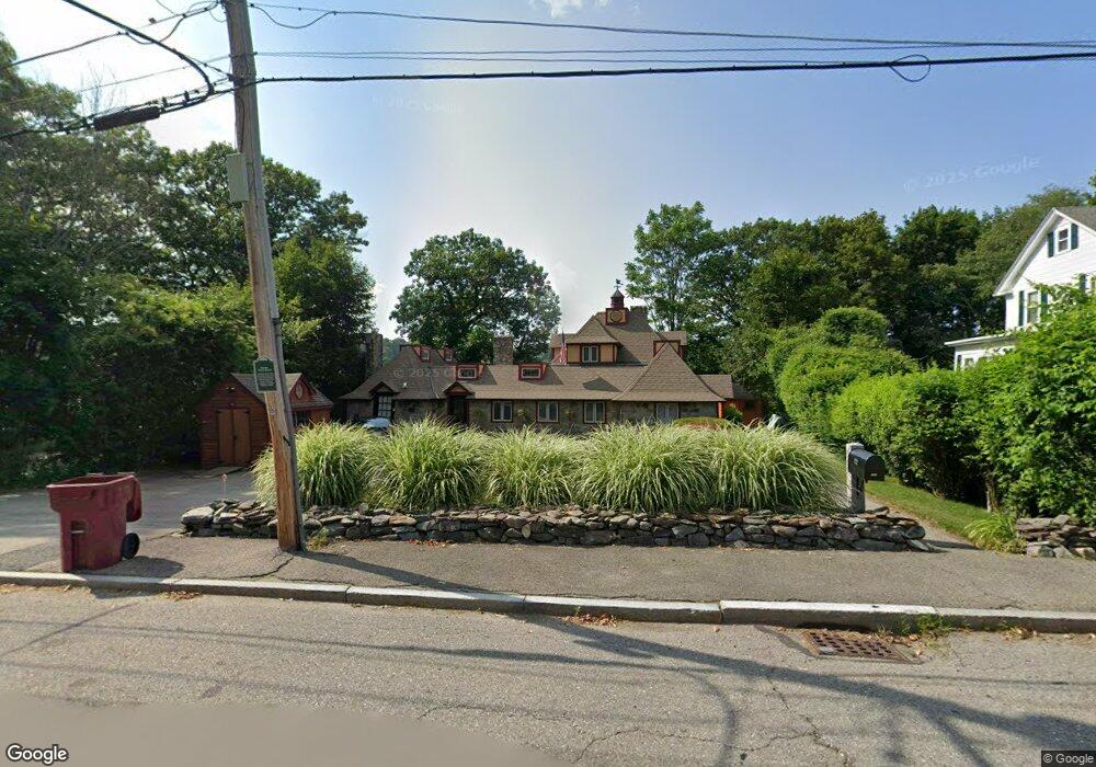 722 E Merrimack St unit 1, Lowell, MA 01852 - photo 1