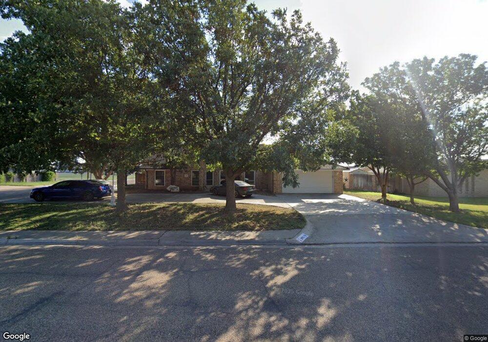 201 Melinda Ln, Dumas, TX 79029 - photo 1