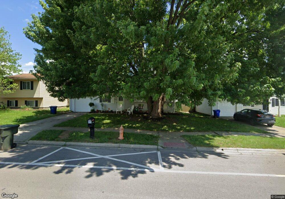 2584 Woodsedge Rd, Columbus, OH 43224 - photo 1