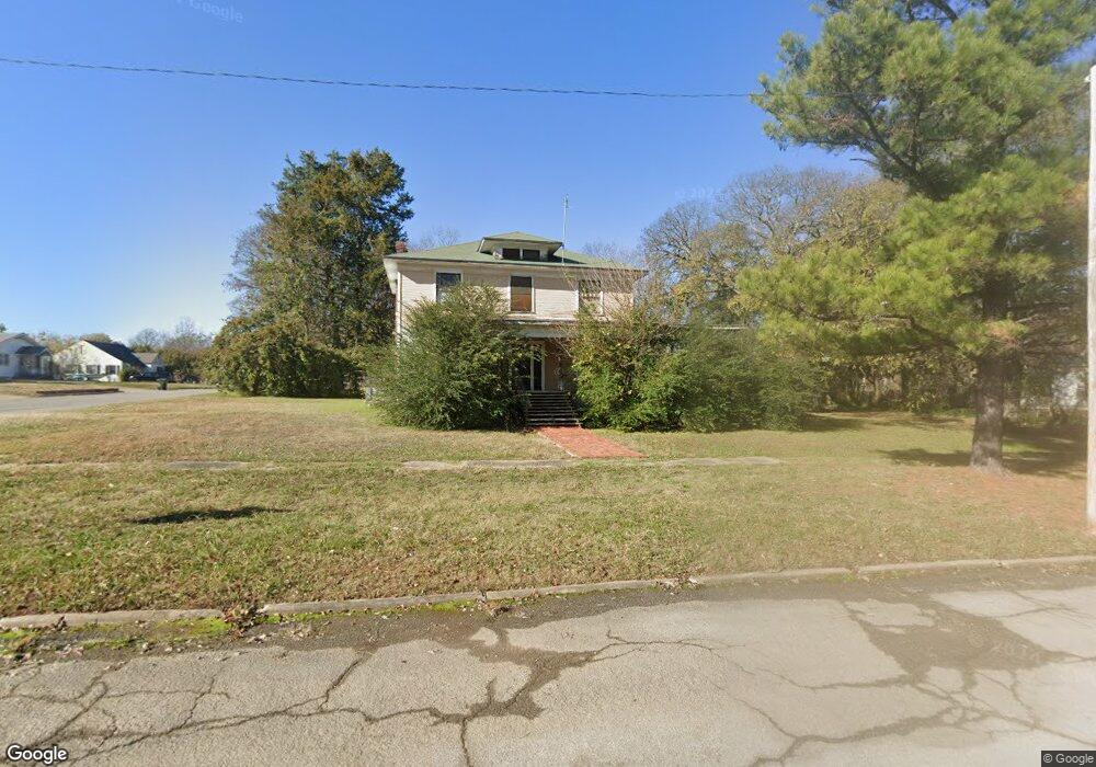 401 N 4th St, Henryetta, OK 74437 - photo 1