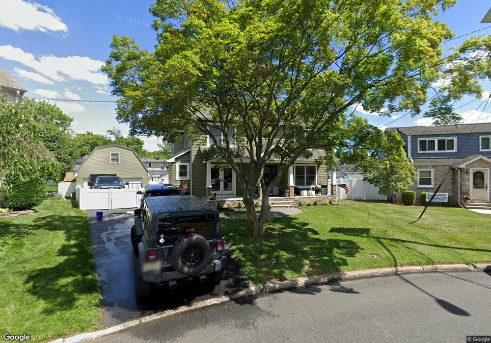 14 Peter Cir, Clark, NJ 07066 - photo 1