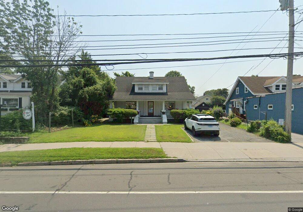 253 E Putnam Ave, Cos Cob, CT 06807 - photo 1