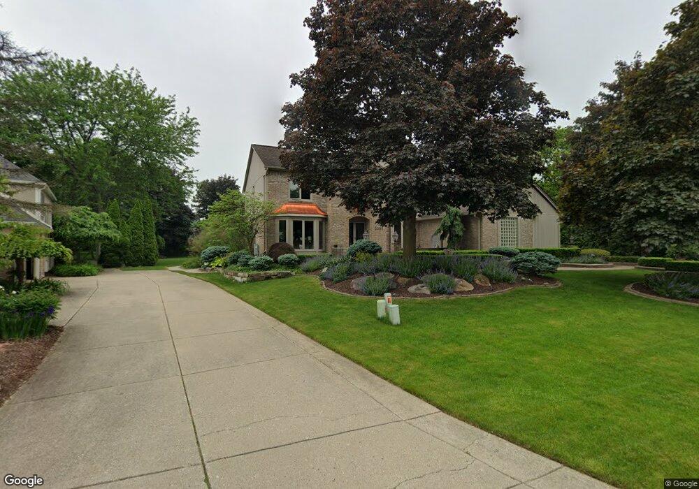 3595 Charlwood Dr, Rochester Hills, MI 48306 - photo 1