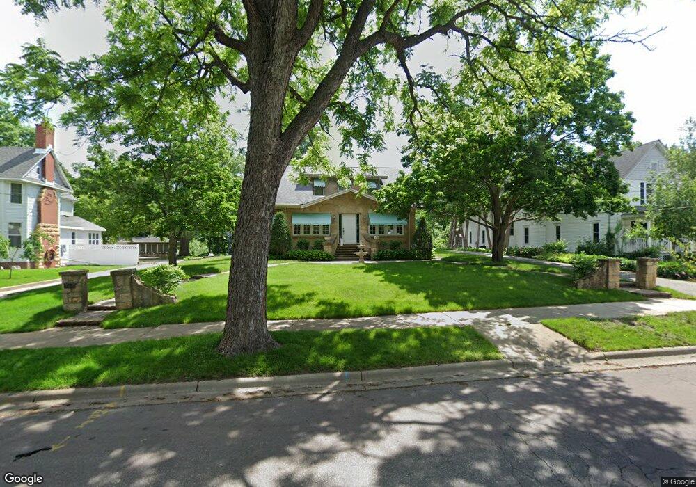 737 Baker Ave, Mankato, MN 56001 - photo 1