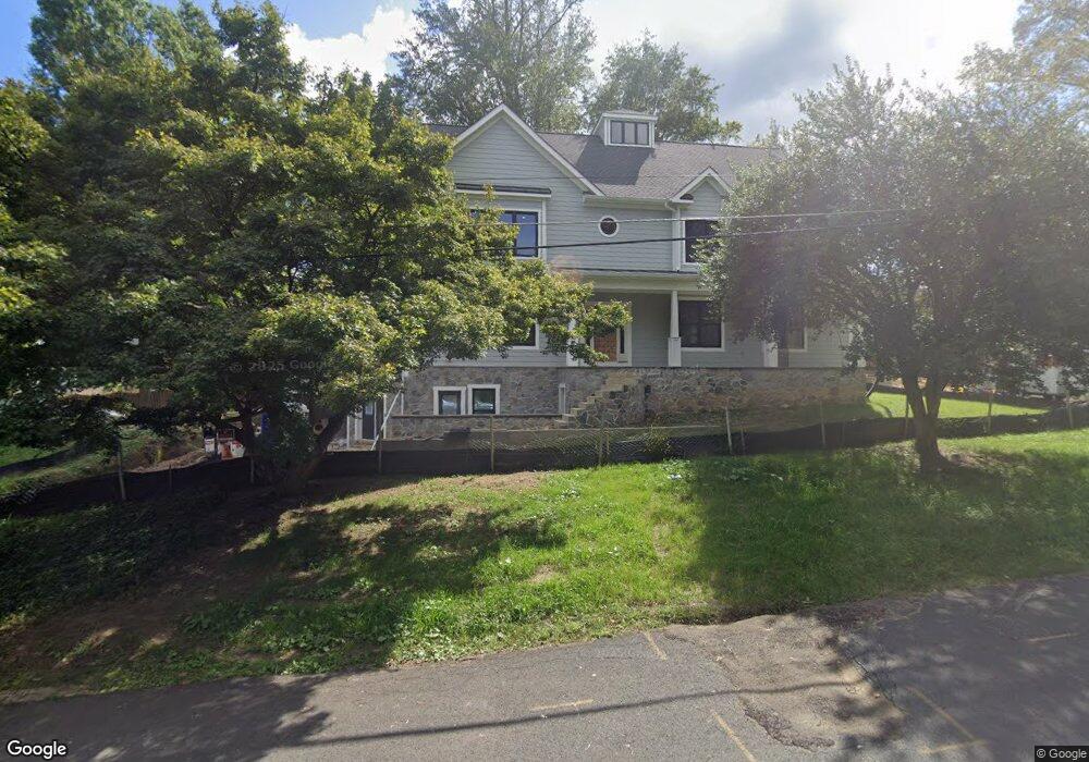 6801 Crutchfield St, Falls Church, VA 22043 - photo 1