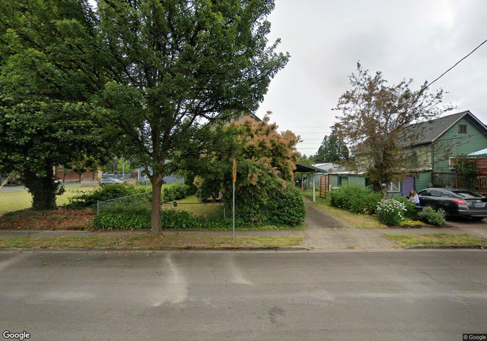 306 E 2nd St, Newberg, OR 97132 - photo 1