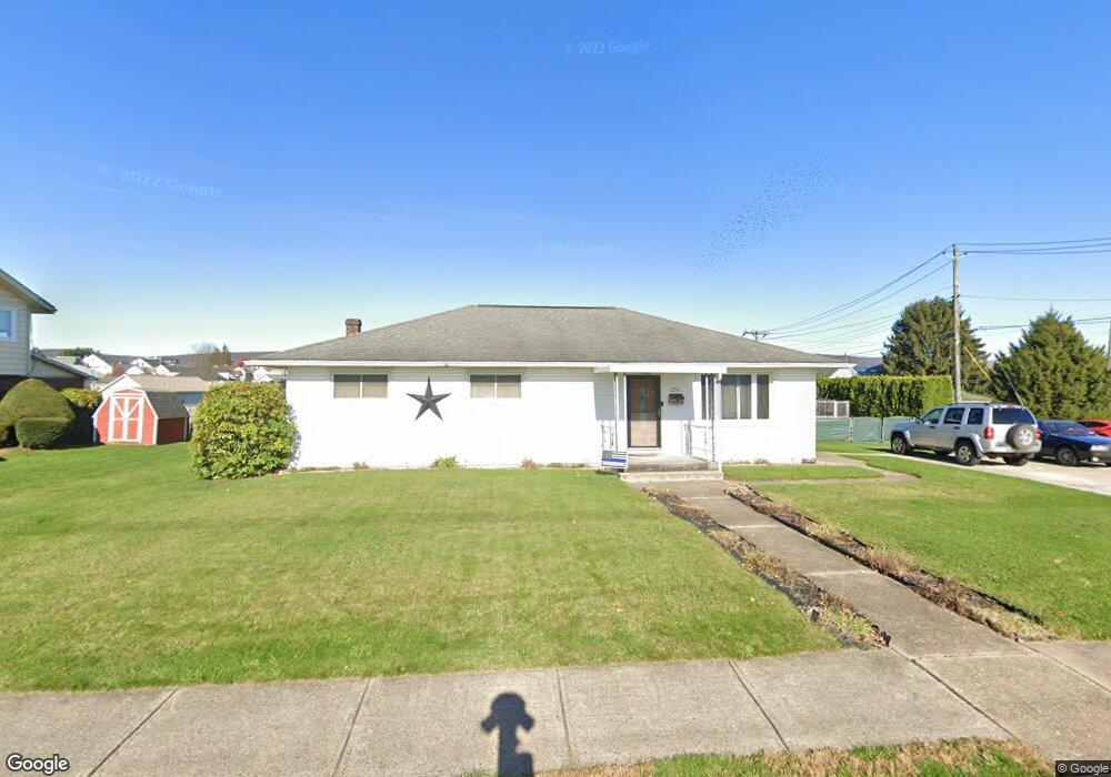 250 E Washington St, Nanticoke, PA 18634 - photo 1