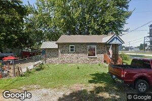 100 SE 4th St, Hardin, MO 64035