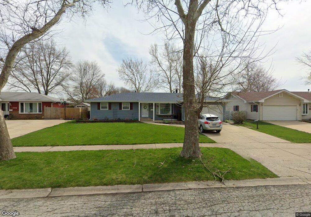 1946 Robert St, Aurora, IL 60506 - photo 1