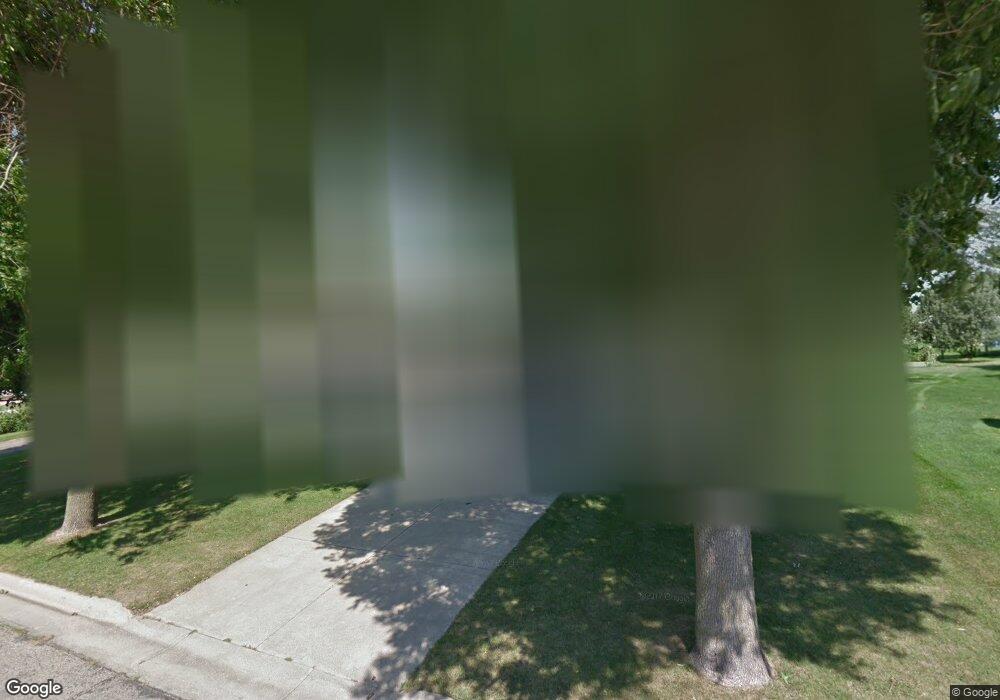 424 W Caledonia St, Caledonia, MN 55921 - photo 1