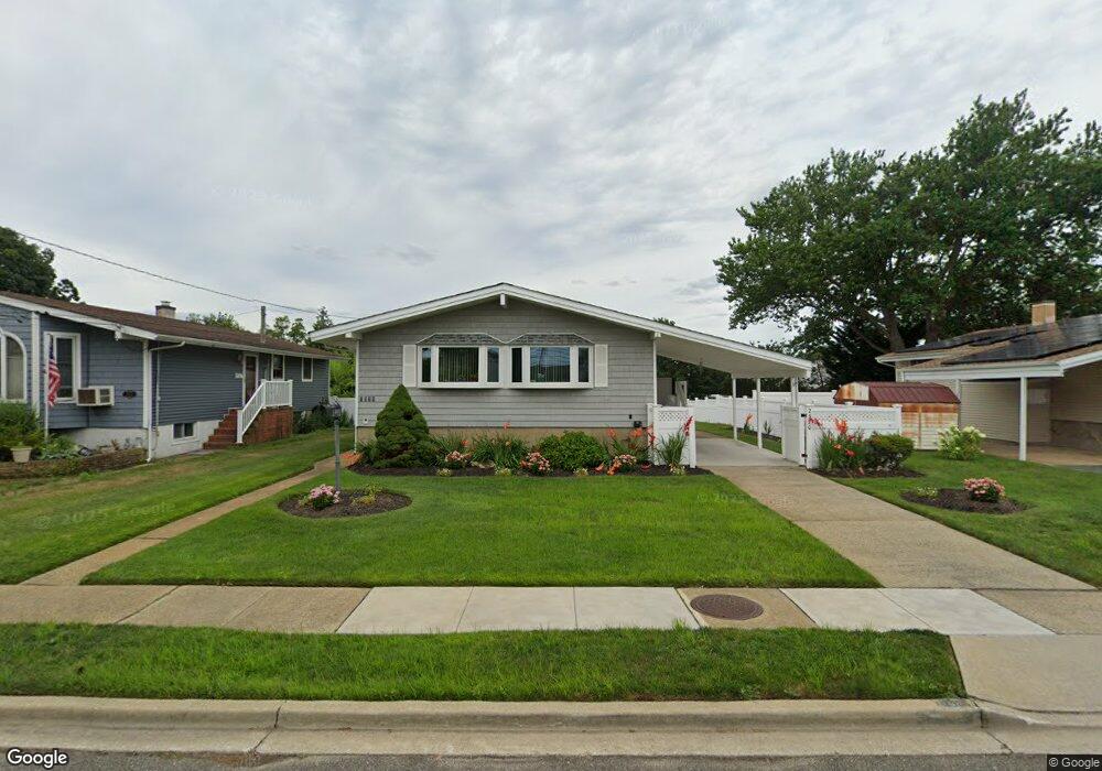 2570 Centre Ave, Bellmore, NY 11710 - photo 1