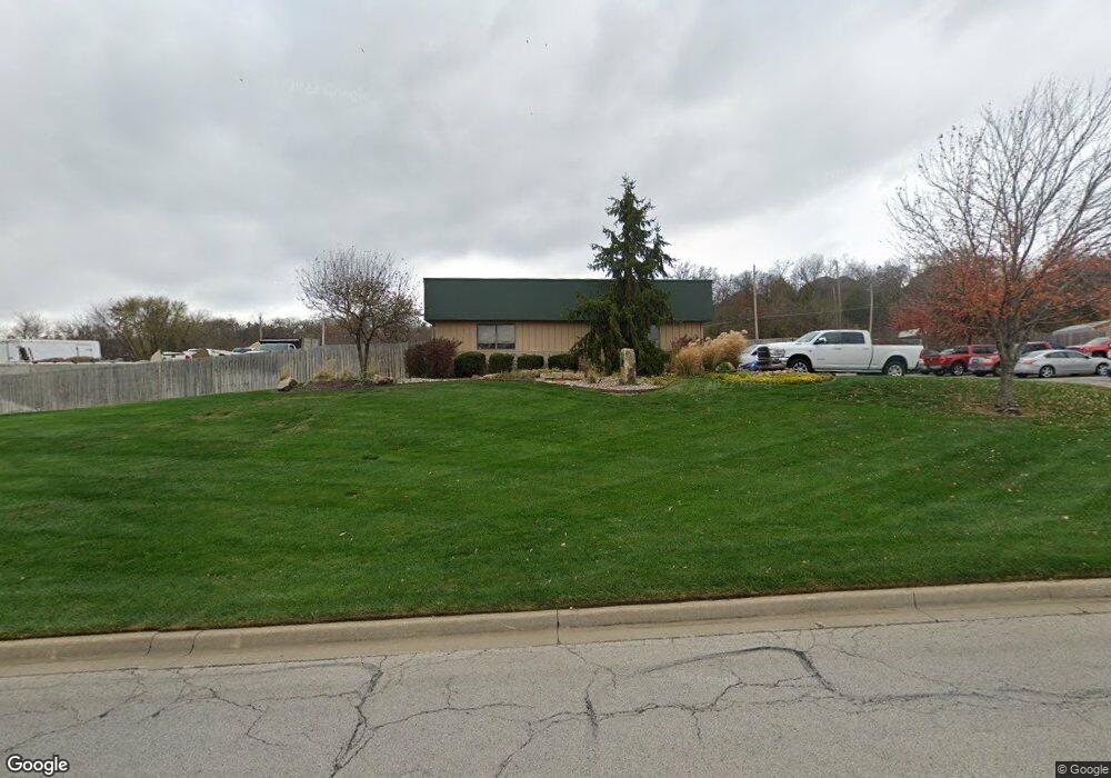 6906 Martindale Rd, Shawnee, KS 66218 - photo 1