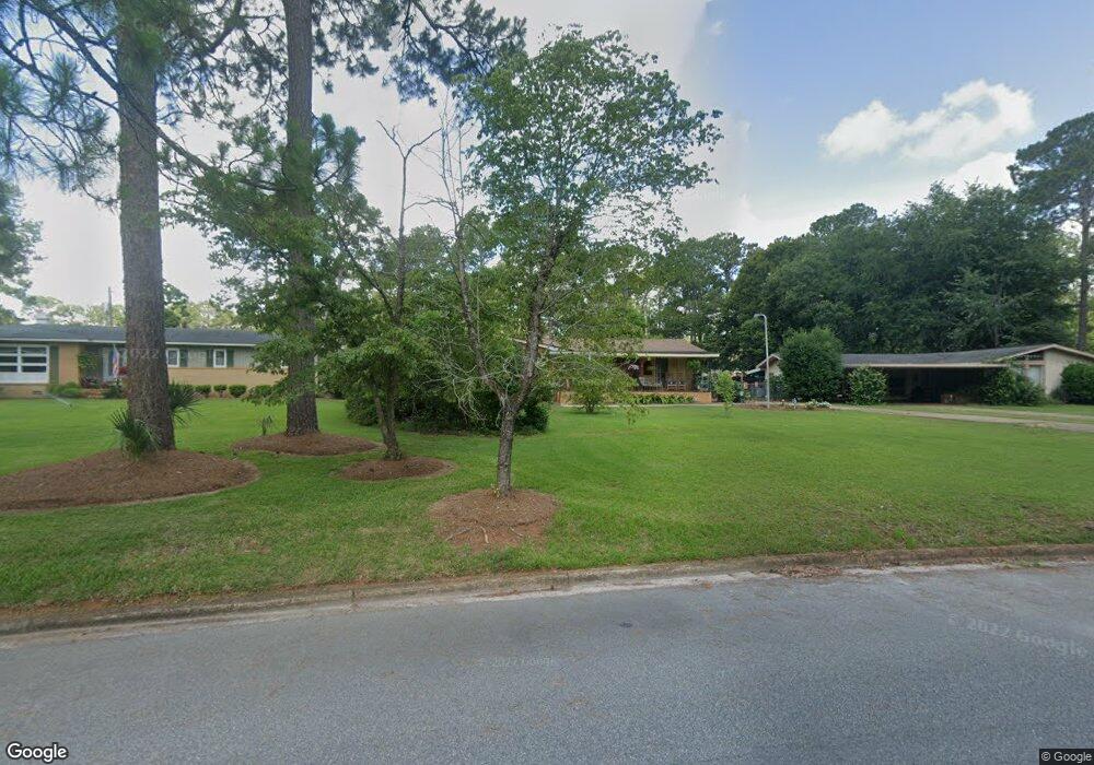 1920 W Lakeridge Dr, Albany, GA 31707 - photo 1