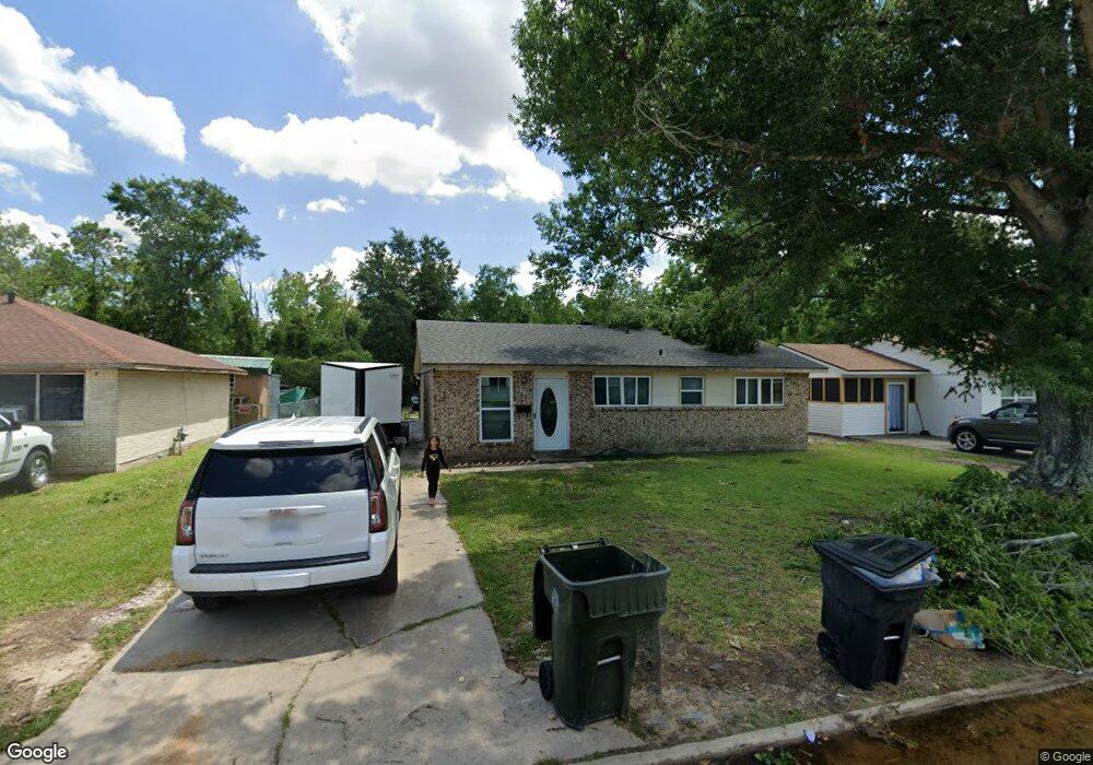 2916 Hillcrest Dr, Lake Charles, LA 70615 - photo 1