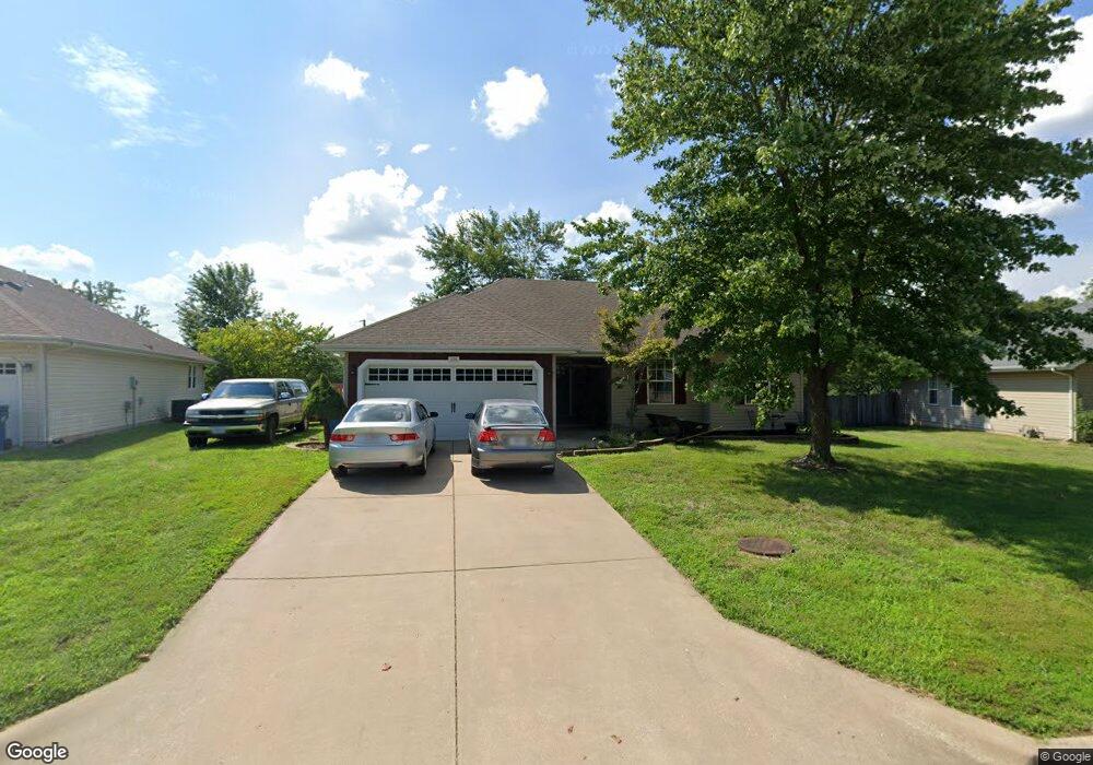 579 S Stoney Path, Nixa, MO 65714 - photo 1