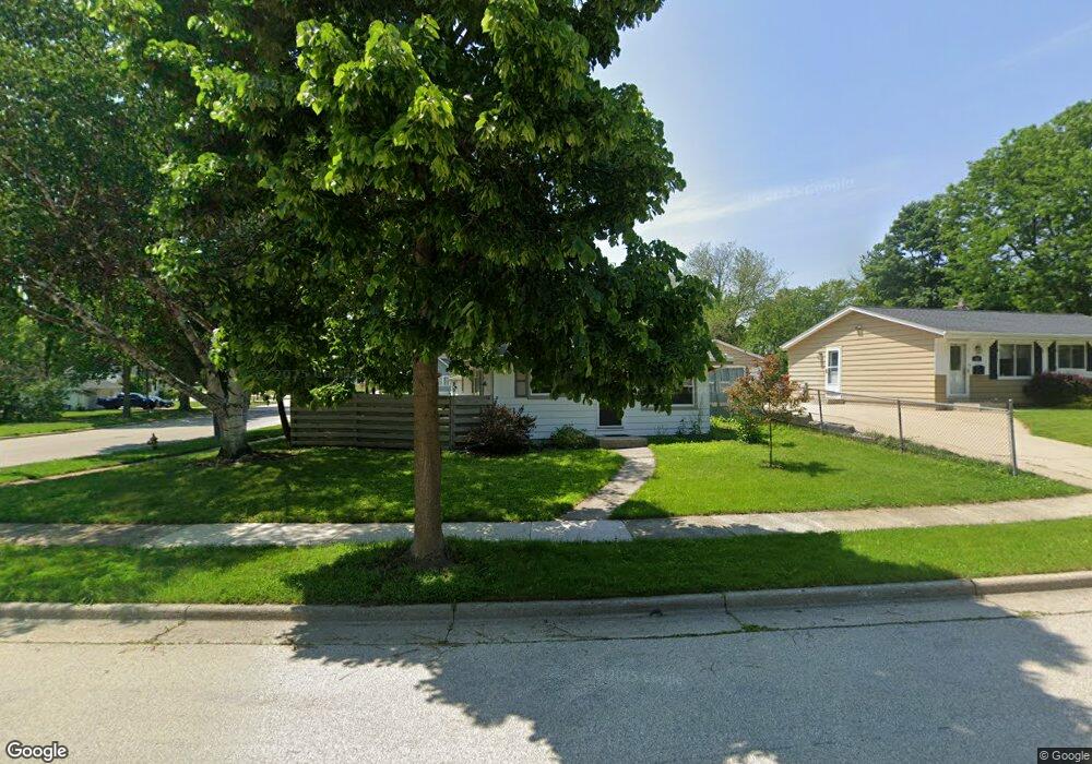 1300 Atlantic Dr, Waukesha, WI 53186 - photo 1