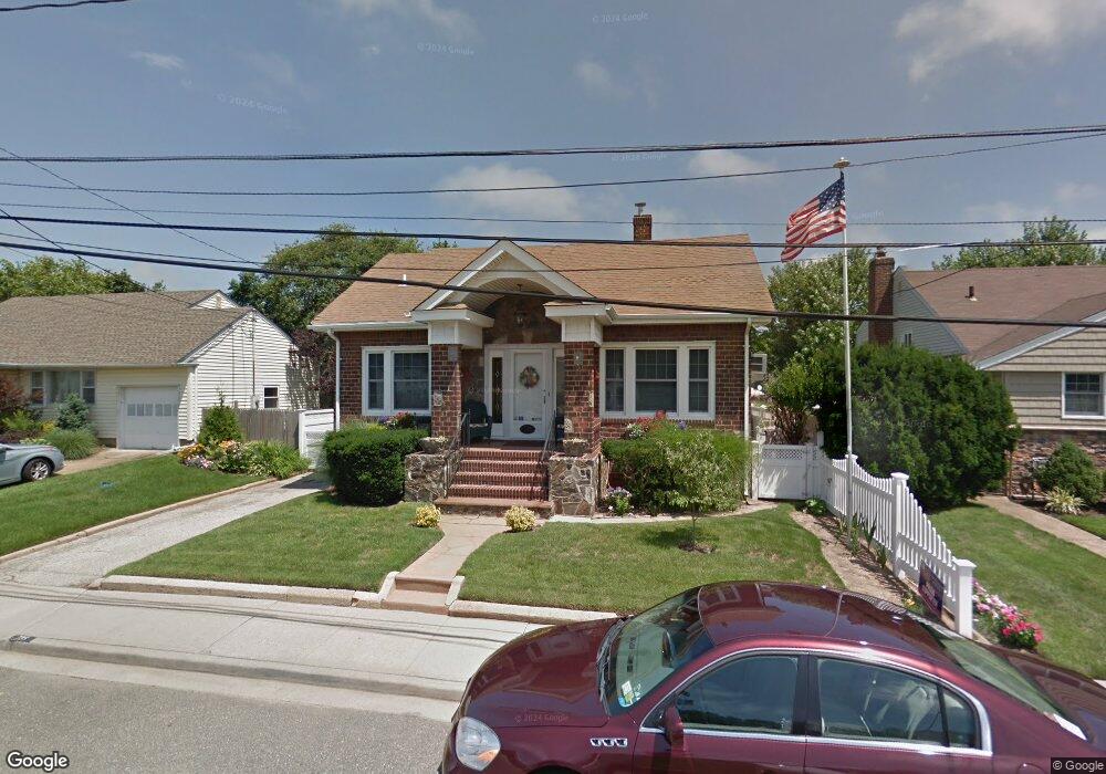 735 Centre Ave, Bellmore, NY 11710 - photo 1