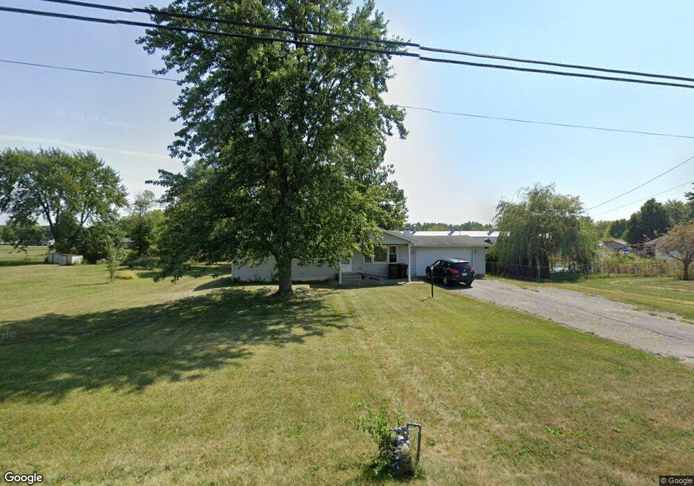 403 W Bluelick Rd, Lima, OH 45801 - photo 1