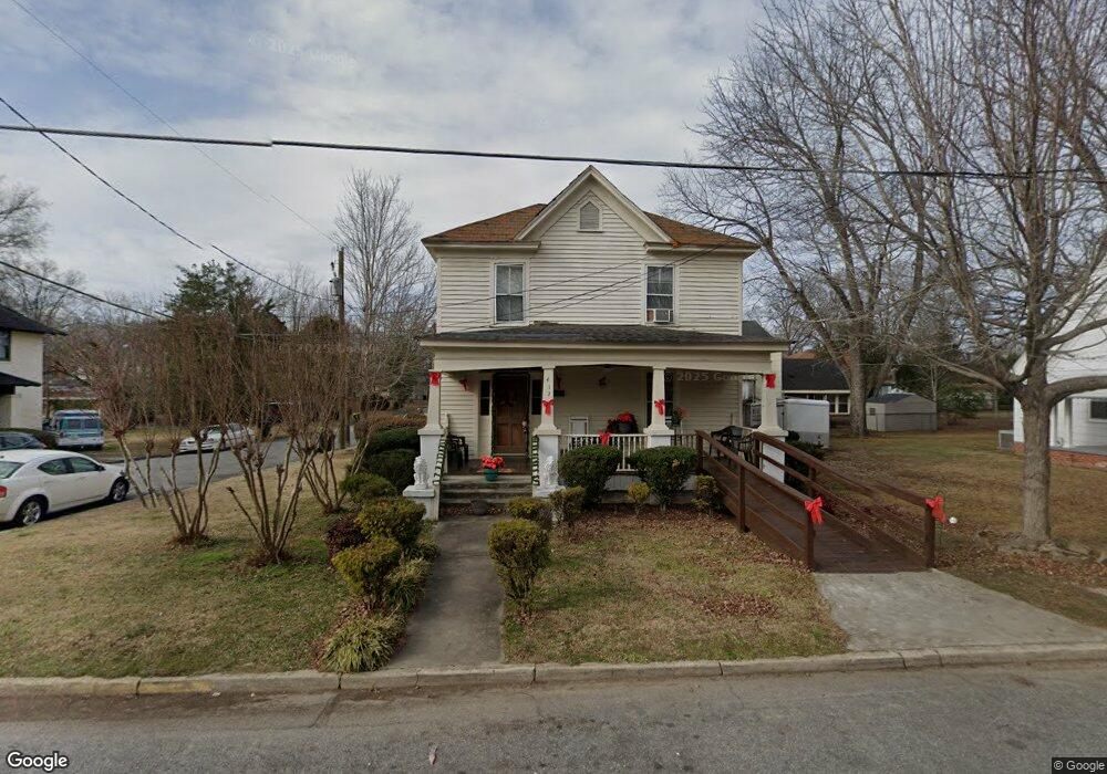 412 Maple St, Weldon, NC 27890 - photo 1