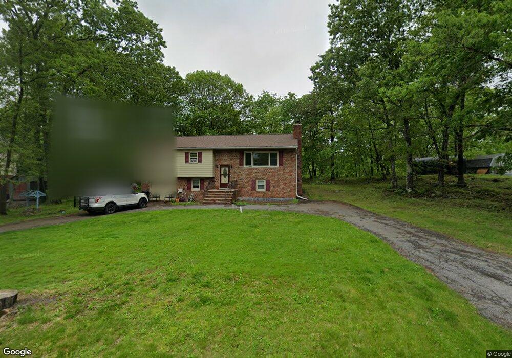202 Evergreen Dr, Bushkill, PA 18324 - photo 1