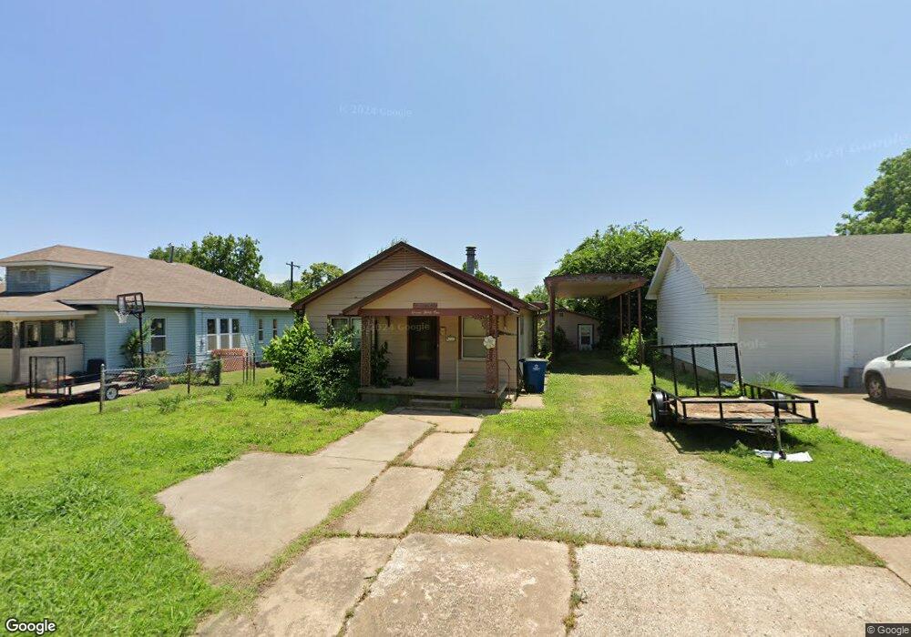 1131 E 3rd St, Cushing, OK 74023 - photo 1