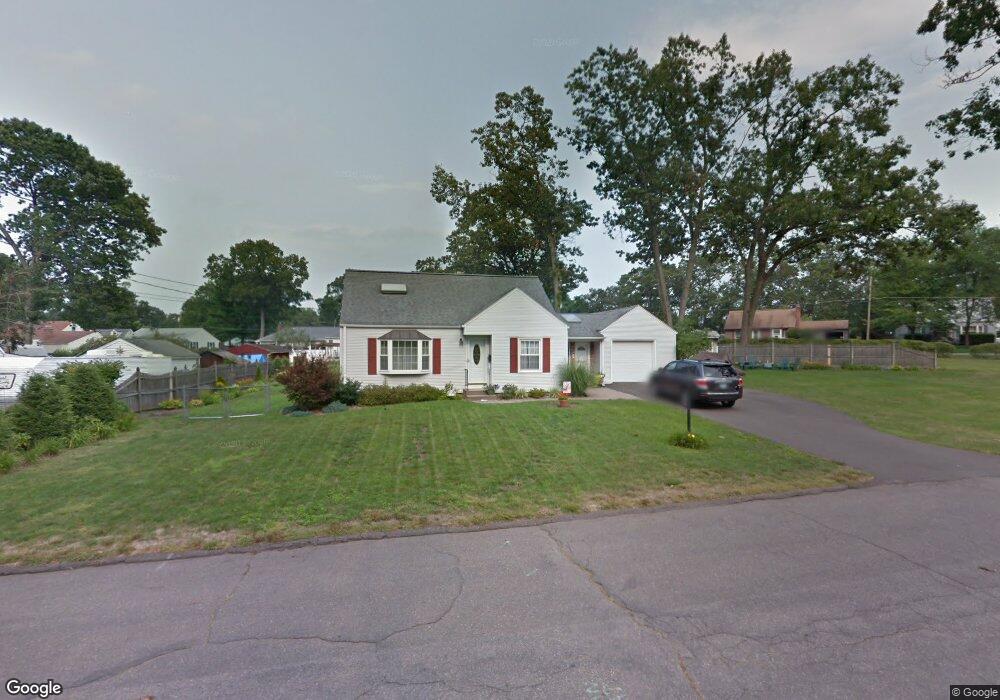 5 Wilstar Cir, Enfield, CT 06082 - photo 1