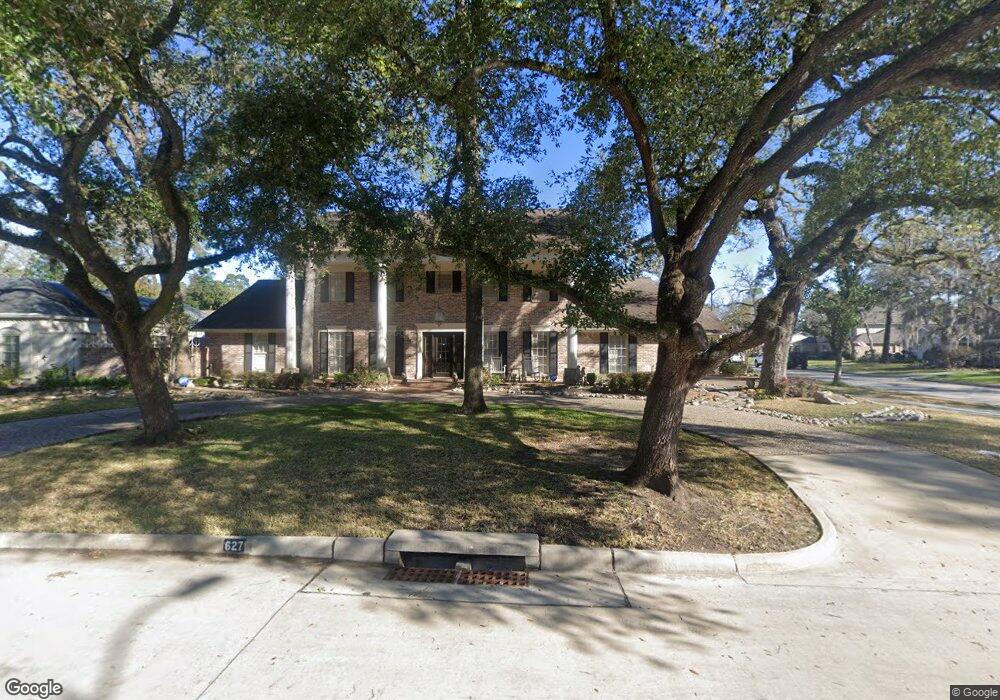 627 Stoneleigh Dr, Houston, TX 77079 - photo 1
