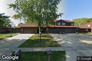 1713 Devonshire Dr, Champaign, IL 61821