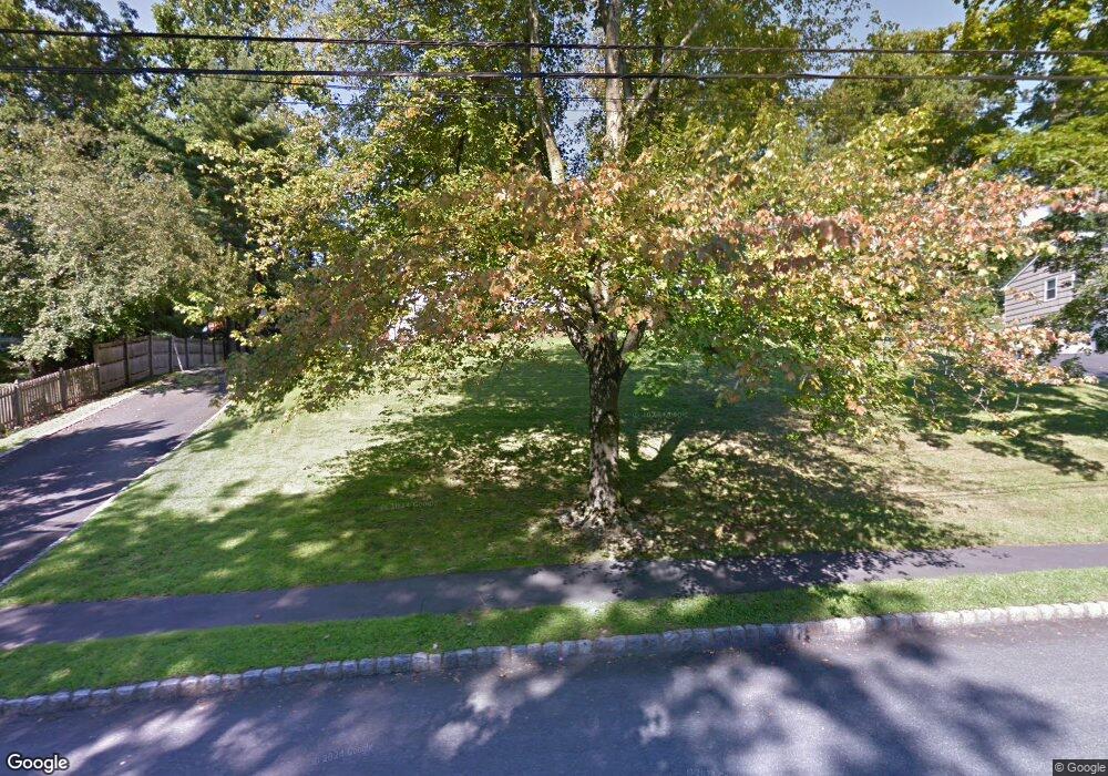 23 Bonnyview Dr, Livingston, NJ 07039 - photo 1