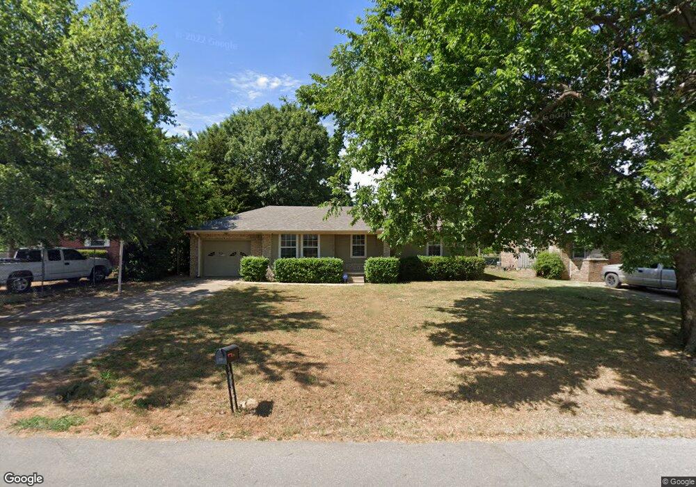 710 W 4th St, Skiatook, OK 74070 - photo 1