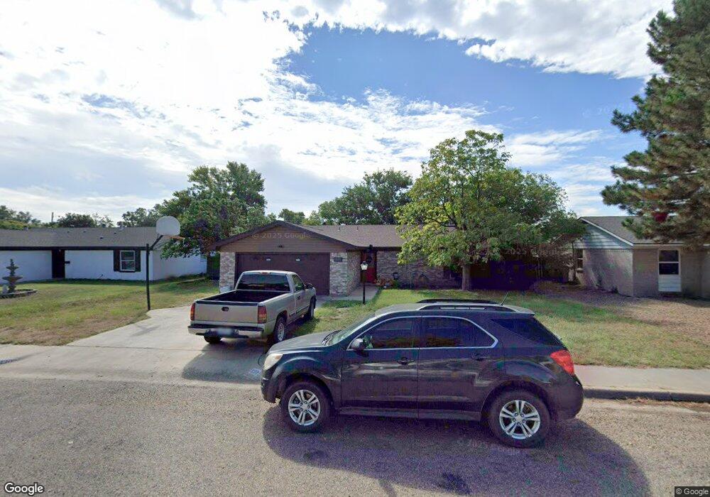 1302 NE 4th St, Dumas, TX 79029 - photo 1