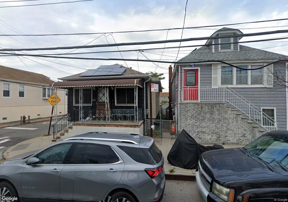 1717 Cross Bay Blvd, Broad Channel, NY 11693 - photo 1